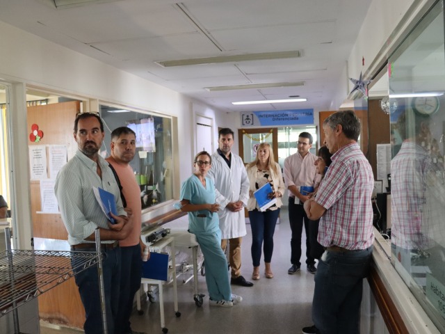 Concejales recorrieron el Hospital junto al equipo de Salud